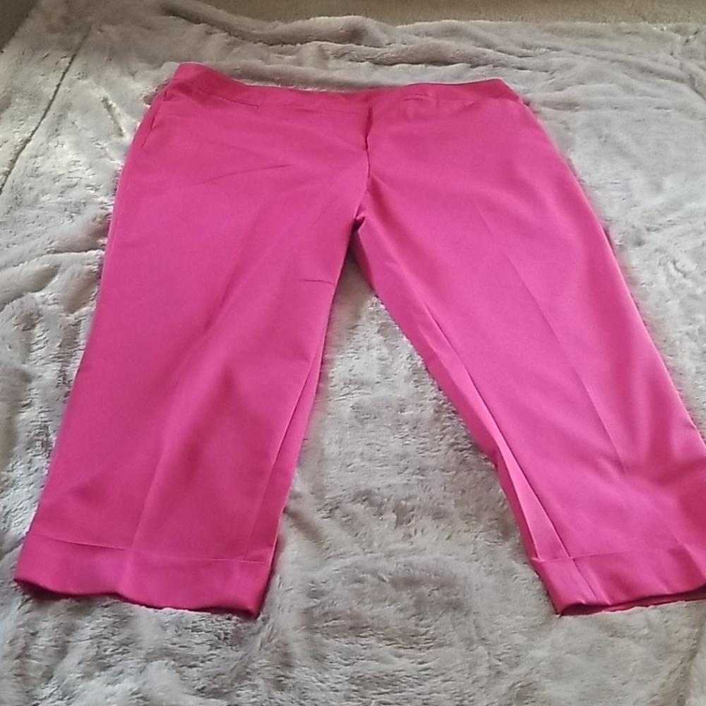 Women Cropped Pants